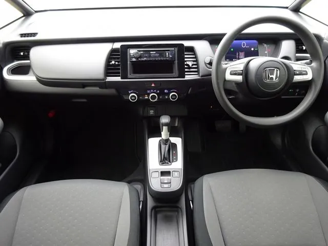 ホンダ　フィット　ｅ：ＨＥＶ