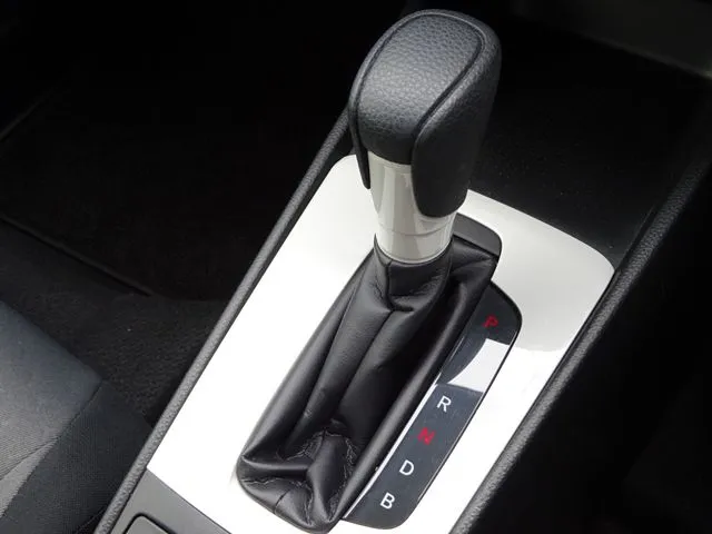 ホンダ　フィット　ｅ：ＨＥＶ