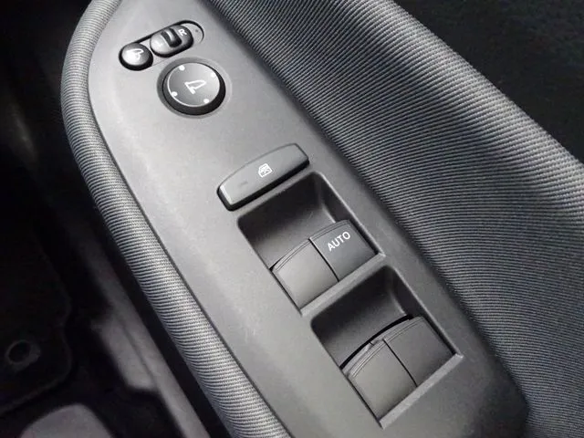 ホンダ　フィット　ｅ：ＨＥＶ