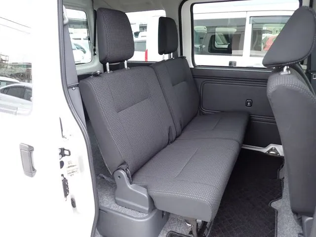 ハイゼットカーゴ（ダイハツ）の車両写真