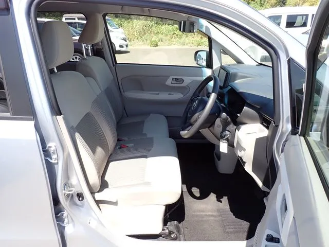 ダイハツ ムーヴ