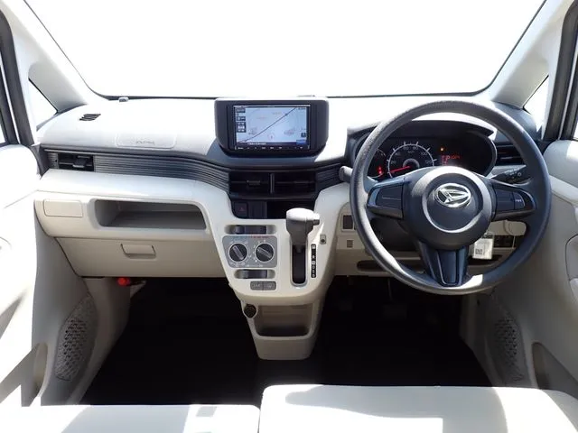 ダイハツ ムーヴ