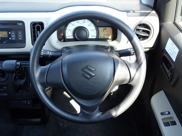 アルト 4WD(スズキ)の車両写真