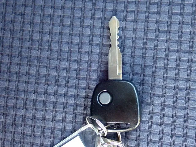 アルト 4WD(スズキ)の車両写真