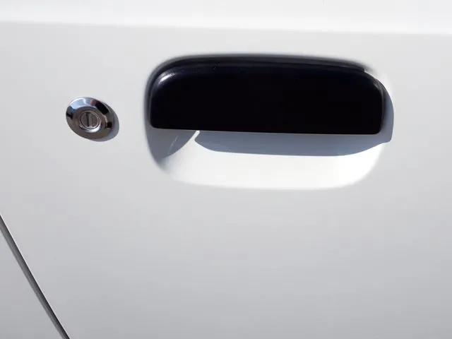 アルト 4WD(スズキ)の車両写真