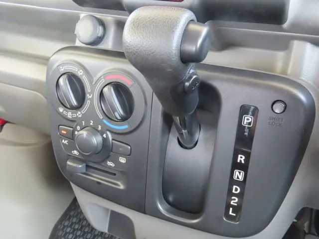 スズキ　エブリイバン