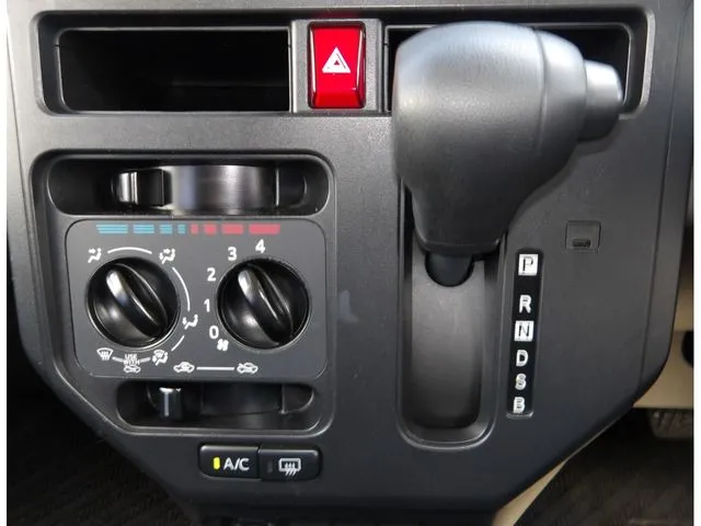 ダイハツ トール