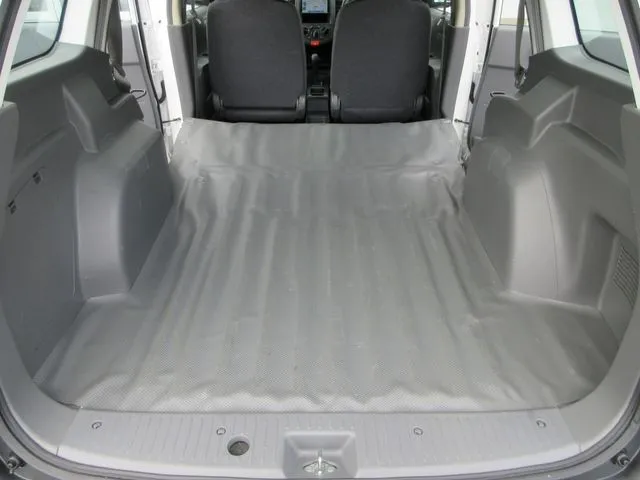 ニッサン　ＡＤ　４ＷＤ