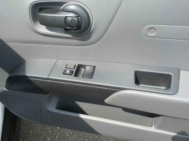 ニッサン　ＡＤ　４ＷＤ