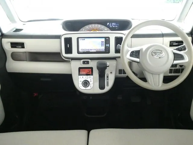 ムーヴ　キャンバス（ダイハツ）の車両写真