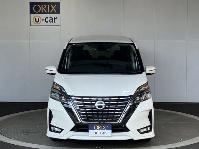 ニッサン セレナ Sハイブリッド