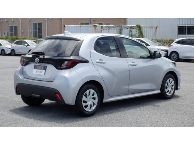 トヨタ ヤリス ハイブリッド