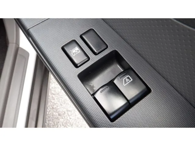 ニッサン　ＮＶ１５０　ＡＤ　２ＷＤ