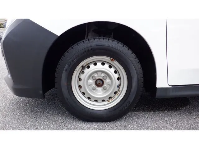 ニッサン　ＮＶ１５０　ＡＤ　２ＷＤ