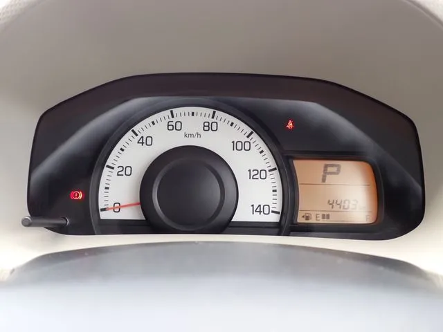 アルト（スズキ）の車両写真