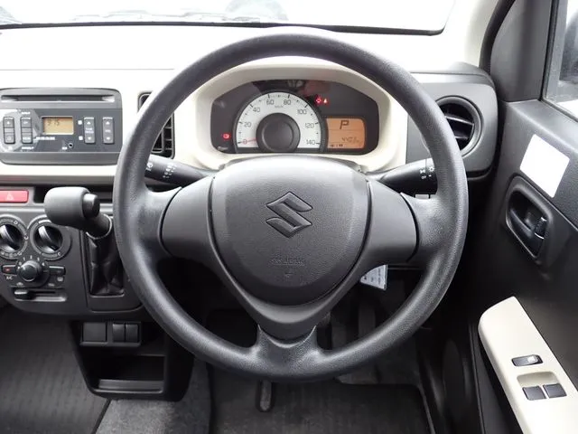 アルト（スズキ）の車両写真