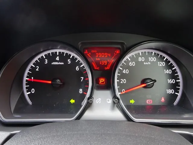 ニッサン　ノート