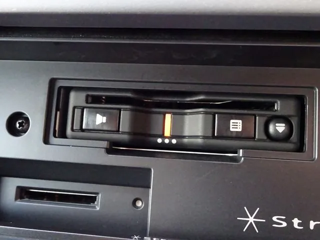 ニッサン　ノート