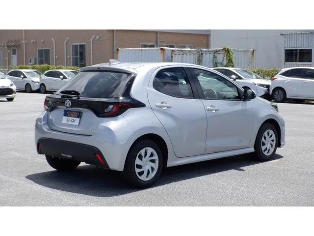 トヨタ ヤリス ハイブリッド
