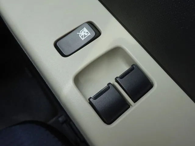 アルト　４ＷＤ（スズキ）の車両写真