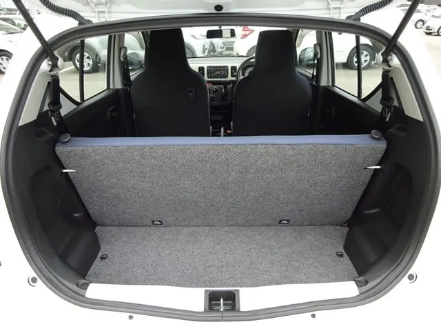 アルト　４ＷＤ（スズキ）の車両写真