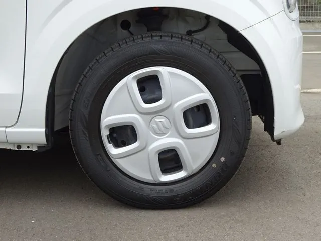 アルト　４ＷＤ（スズキ）の車両写真