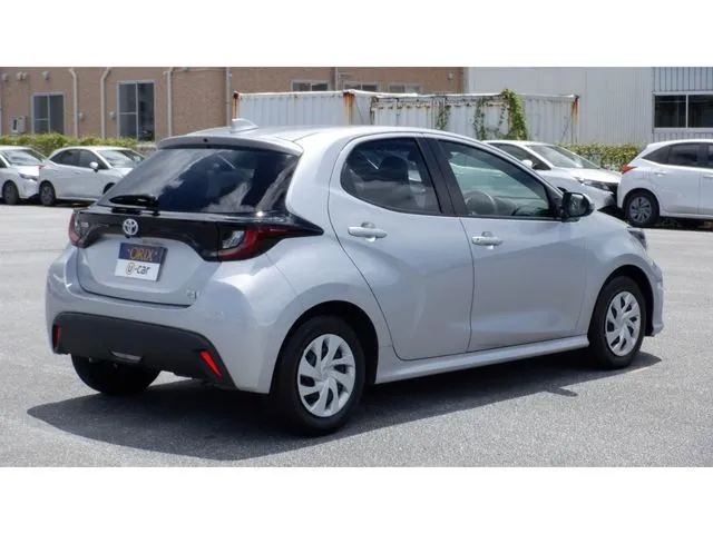トヨタ ヤリス ハイブリッド