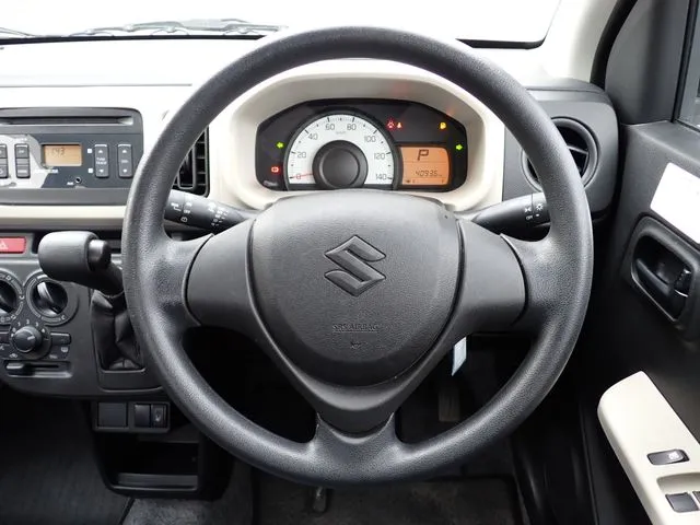 アルト　４ＷＤ（スズキ）の車両写真