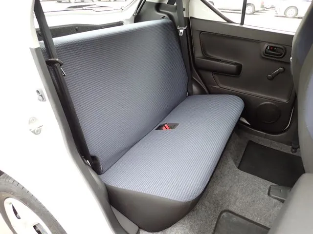 アルト　４ＷＤ（スズキ）の車両写真