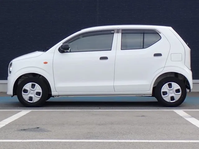 アルト　４ＷＤ（スズキ）の車両写真
