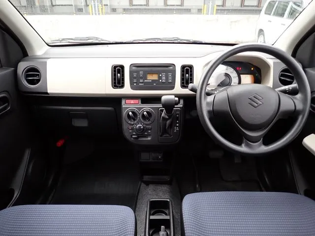 アルト　４ＷＤ（スズキ）の車両写真