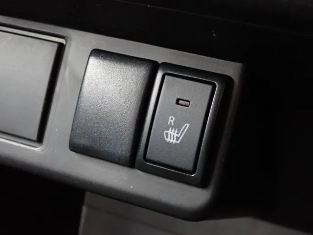 アルト　４ＷＤ（スズキ）の車両写真