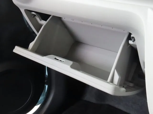 ダイハツ　ミラ　イース