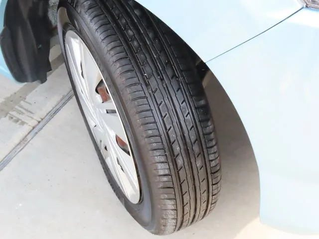 ダイハツ　ミラ　イース