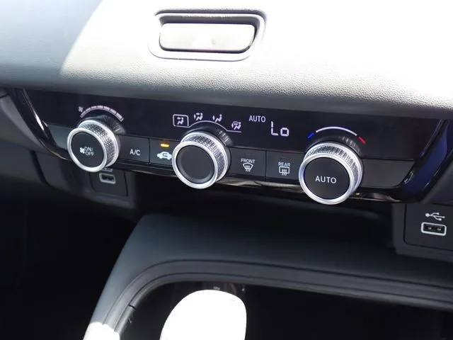 ホンダ　ヴェゼル　ｅ：ＨＥＶ