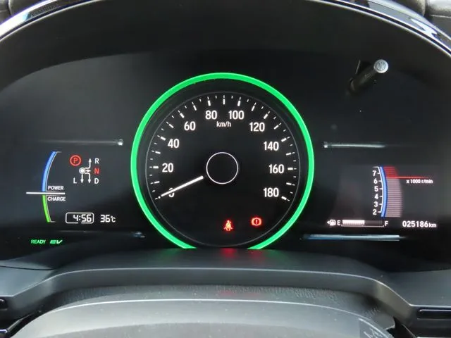 シャトル ハイブリッド(ホンダ)の車両写真