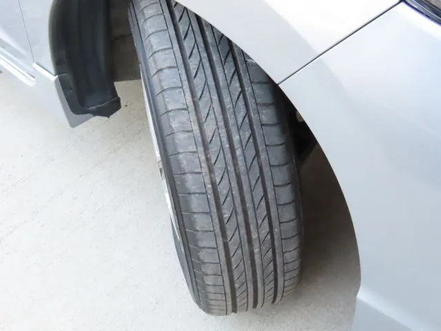 シャトル ハイブリッド(ホンダ)の車両写真