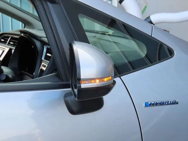シャトル ハイブリッド(ホンダ)の車両写真