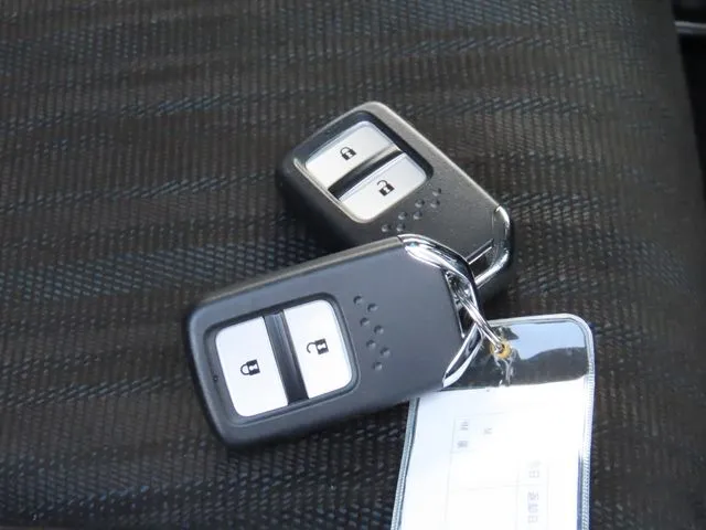 シャトル ハイブリッド(ホンダ)の車両写真