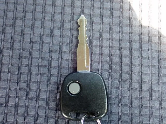 スズキ　アルト　４ＷＤ