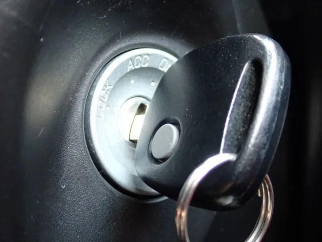 スズキ　アルト　４ＷＤ