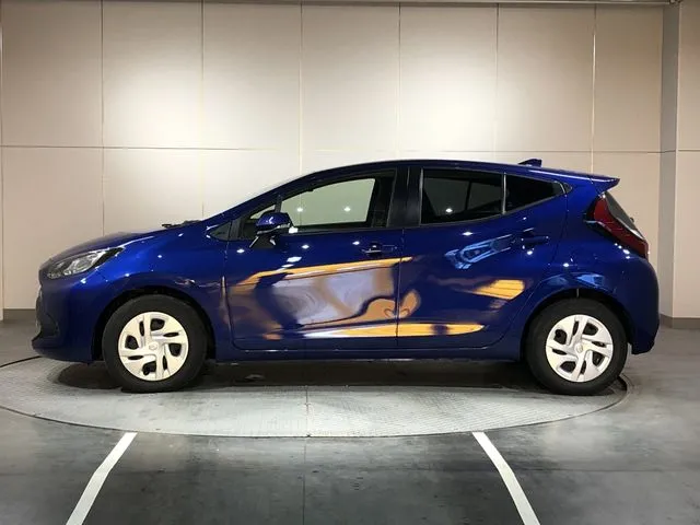 トヨタ　アクア