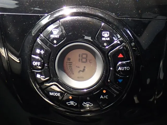 ノート（ニッサン）の車両写真