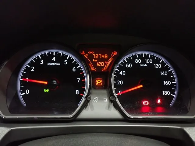 ニッサン　ノート