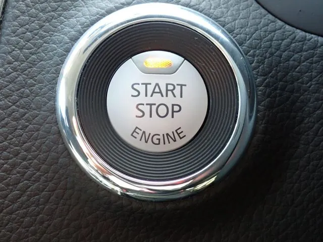 ニッサン　ティアナ