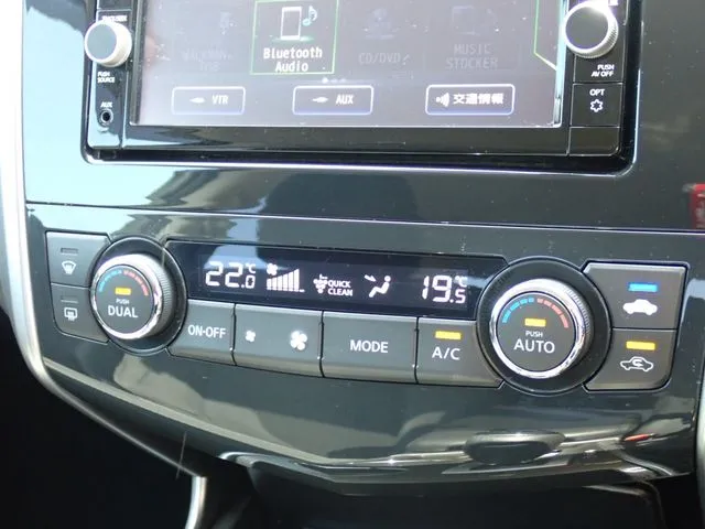 ニッサン　ティアナ