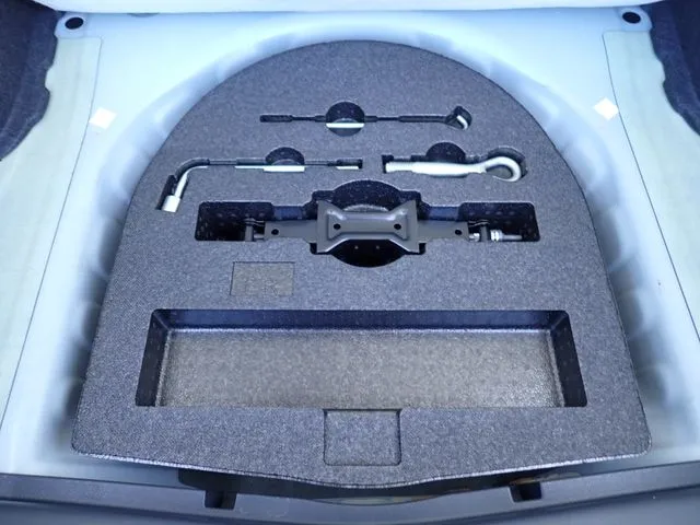 ニッサン　ティアナ