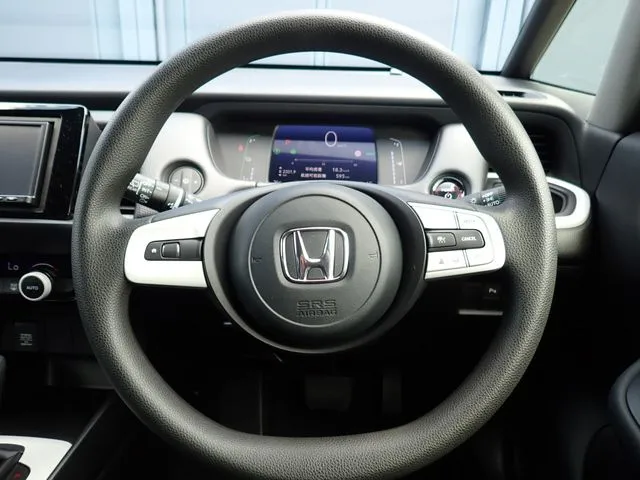 ホンダ　フィット　ｅ：ＨＥＶ