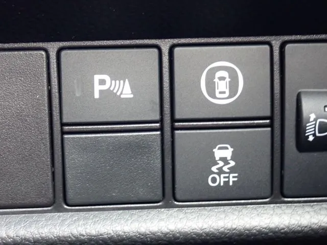 ホンダ　フィット　ｅ：ＨＥＶ