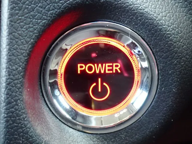 シャトル　ハイブリッド（ホンダ）の車両写真